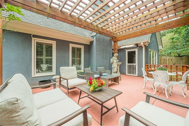500 Shelli Lane, Roswell, GA 30075