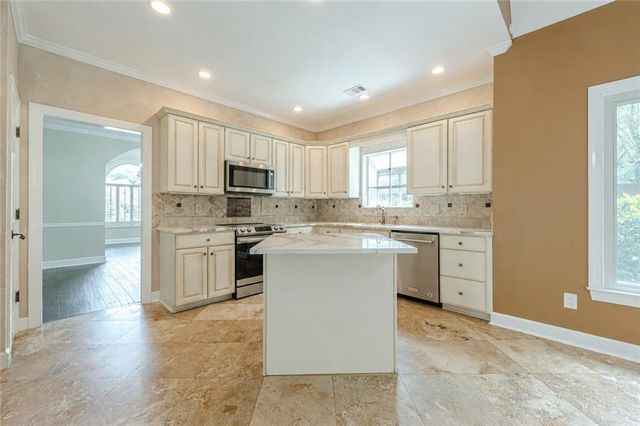 500 Shelli Lane, Roswell, GA 30075