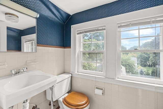 143 Arlington Street, Winchester, MA 01890