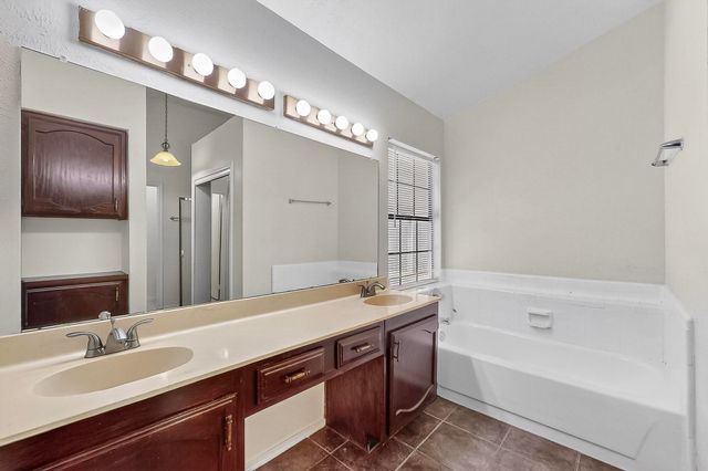 2411 Brookdale Drive, Arlington, TX 76014