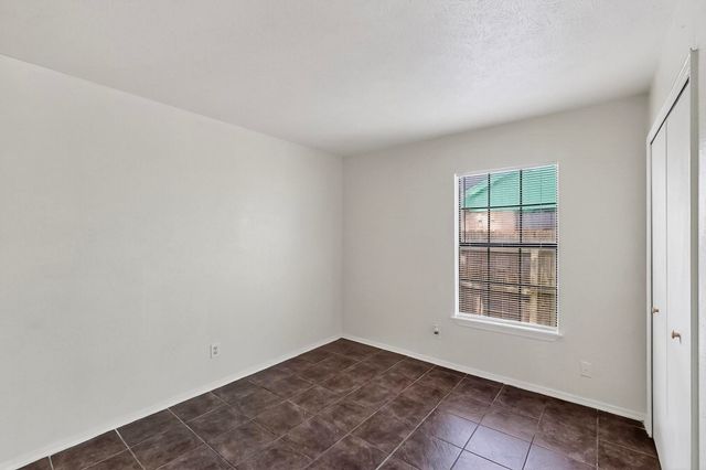 2411 Brookdale Drive, Arlington, TX 76014
