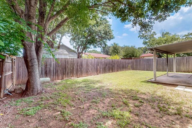 2411 Brookdale Drive, Arlington, TX 76014