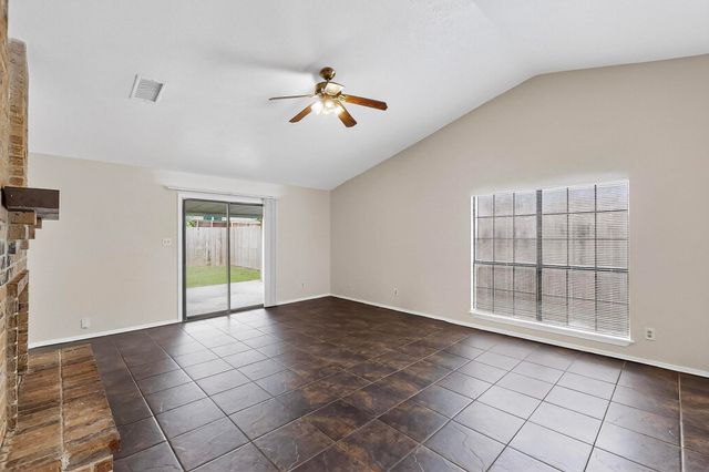 2411 Brookdale Drive, Arlington, TX 76014