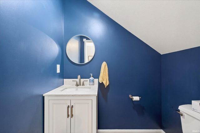 600 N Lower Birdie Galyan Road, Bloomington, IN 47408