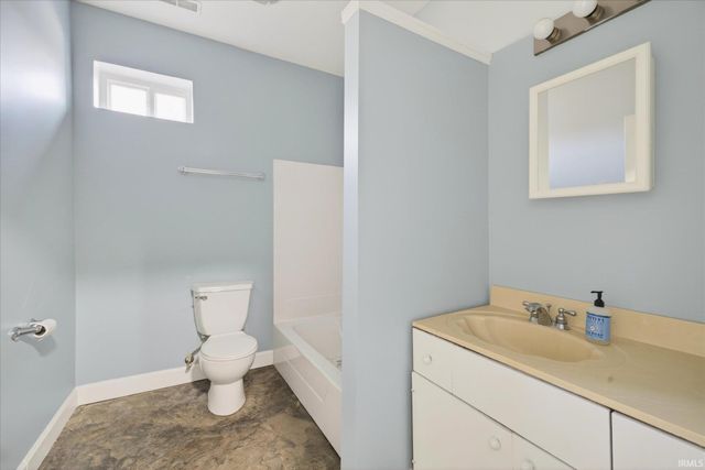 600 N Lower Birdie Galyan Road, Bloomington, IN 47408