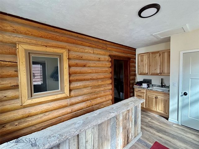 3957 Blacktail Road, Dillon, MT 59725