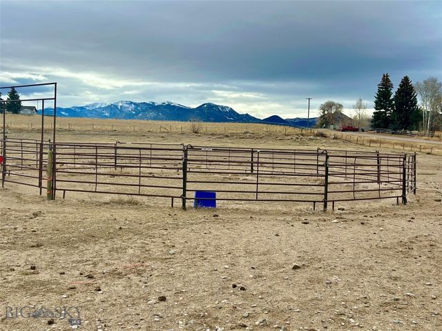 3957 Blacktail Road, Dillon, MT 59725