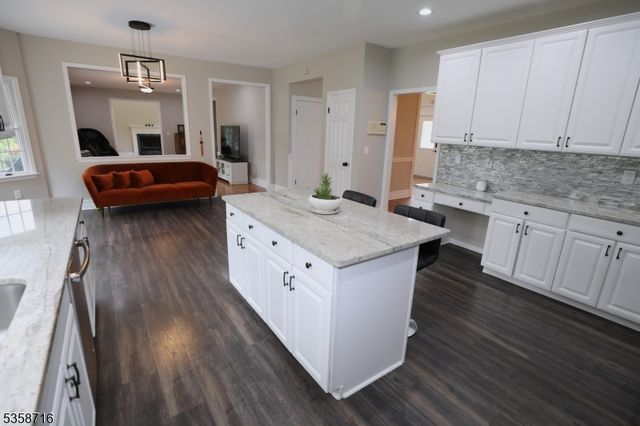 236 Berkley Ave, Montgomery Twp., NJ 08502