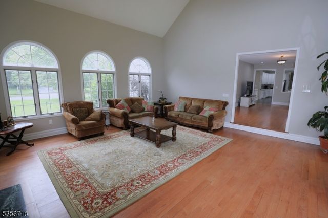 236 Berkley Ave, Montgomery Twp., NJ 08502