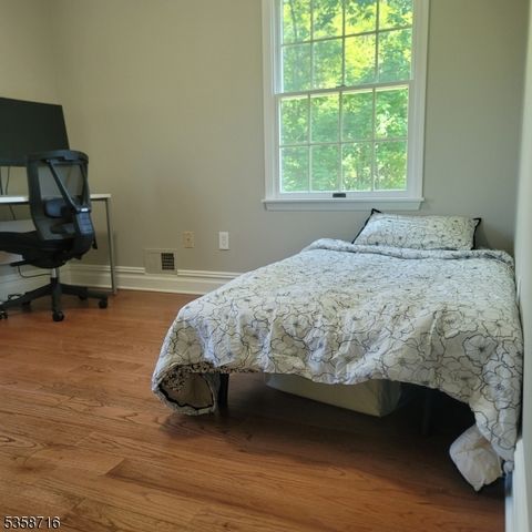 236 Berkley Ave, Montgomery Twp., NJ 08502