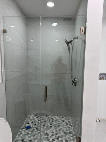 19220 NW 51st Ave, Miami Gardens, FL 33055