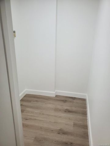 5229 72nd Street First Floor, Maspeth, NY 11378