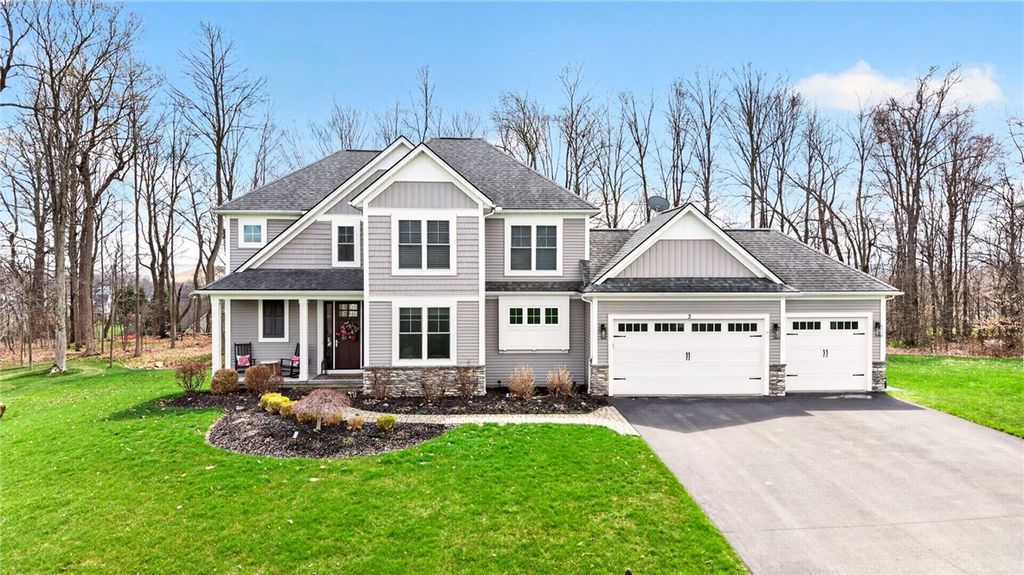 3 Camellia Rise, Perinton, NY 14450