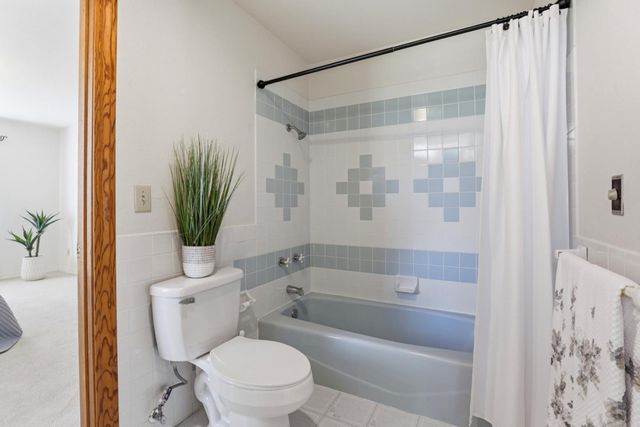 215 Chateau Drive, Aromas, CA 95004