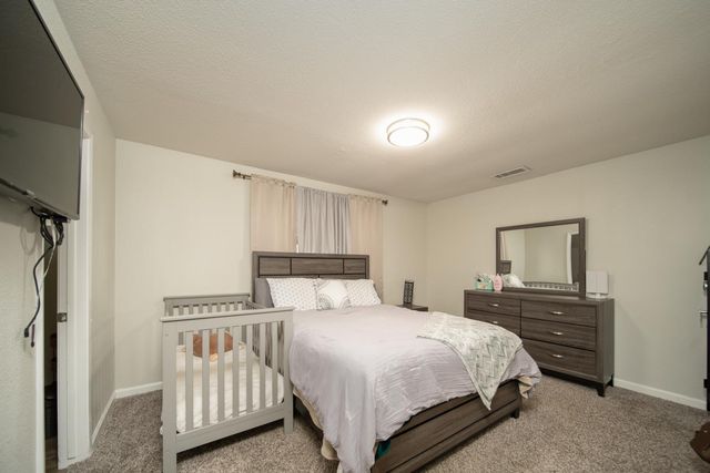 601 summit, Modesto, CA 95357