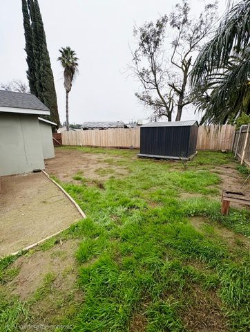 601 summit, Modesto, CA 95357