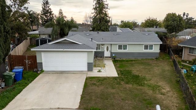 601 summit, Modesto, CA 95357