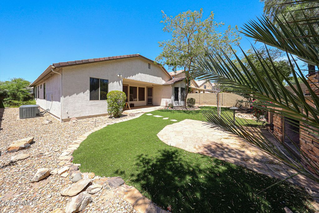 13245 W JACOBSON Drive, Litchfield Park, AZ 85340 — photo 5