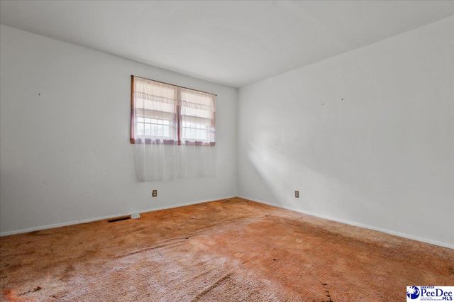1444 Society Hill Rd, Darlington, SC 29540
