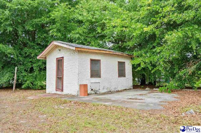 1444 Society Hill Rd, Darlington, SC 29540