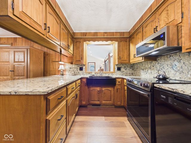 1311 N 400 E, Anderson, IN 46012