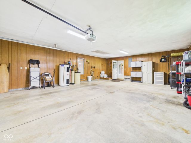 1311 N 400 E, Anderson, IN 46012