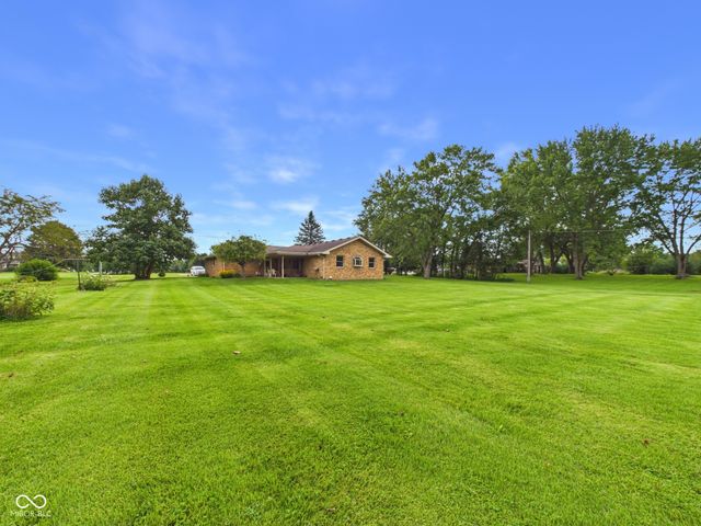 1311 N 400 E, Anderson, IN 46012