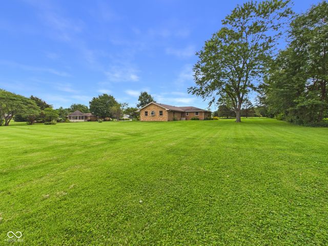 1311 N 400 E, Anderson, IN 46012