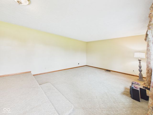 1311 N 400 E, Anderson, IN 46012
