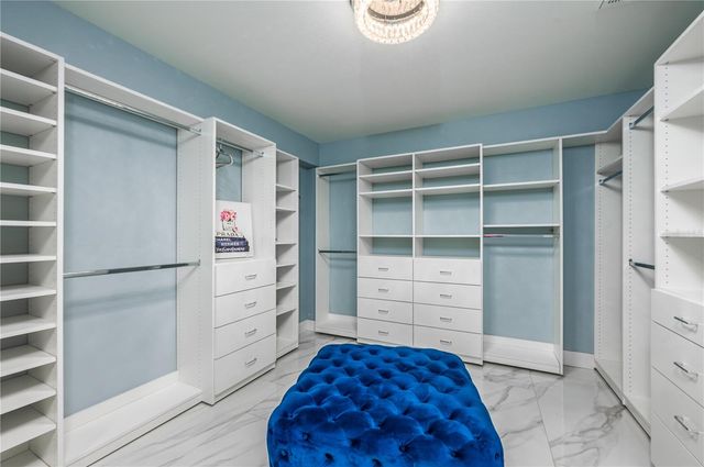 6814 N GLEN AVENUE, Tampa, FL 33614