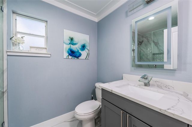 6814 N GLEN AVENUE, Tampa, FL 33614