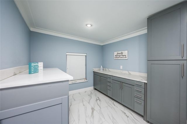 6814 N GLEN AVENUE, Tampa, FL 33614