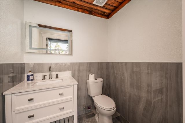 6814 N GLEN AVENUE, Tampa, FL 33614