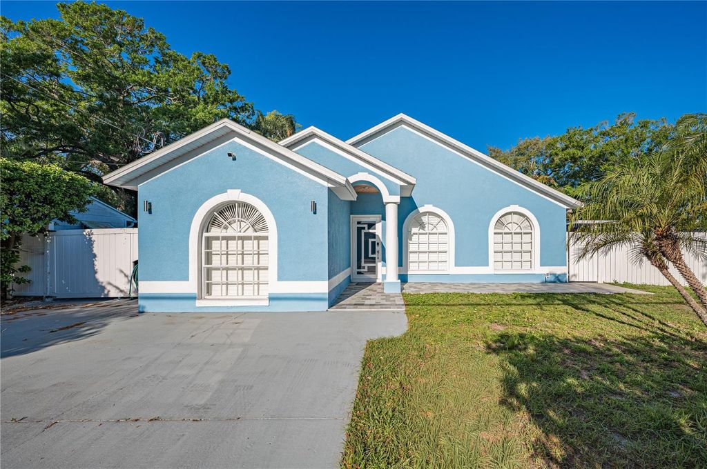 6814 N GLEN AVENUE, Tampa, FL 33614