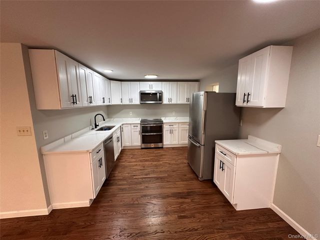525 Plattekill Ardonia Road, Plattekill, NY 12589