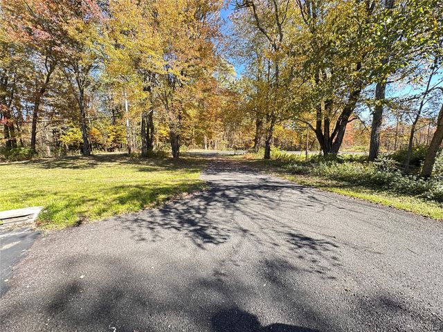 525 Plattekill Ardonia Road, Plattekill, NY 12589
