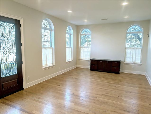 4034 Tartan Lane, Houston, TX 77025