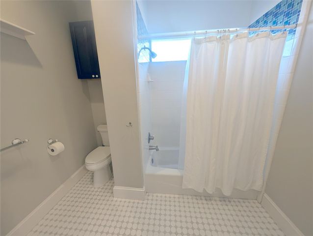 4034 Tartan Lane, Houston, TX 77025