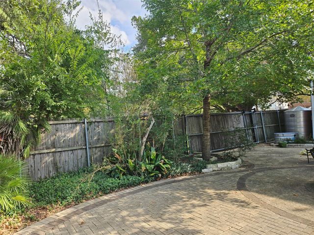 4034 Tartan Lane, Houston, TX 77025