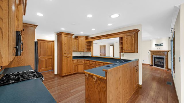 1570 Indian Boundary Road, Chesterton, IN 46304