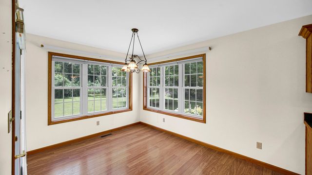 1570 Indian Boundary Road, Chesterton, IN 46304