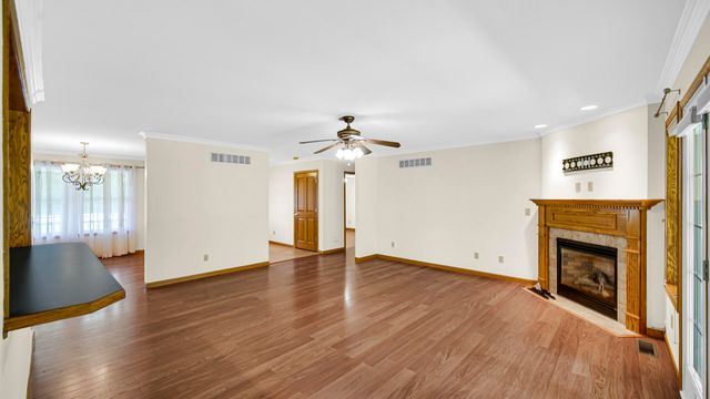 1570 Indian Boundary Road, Chesterton, IN 46304