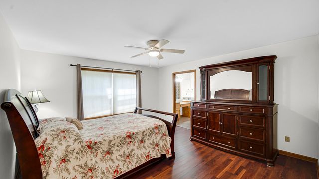 1570 Indian Boundary Road, Chesterton, IN 46304