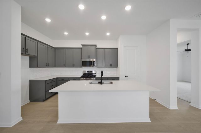 42710 Loma Vista Court, Magnolia, TX 77354