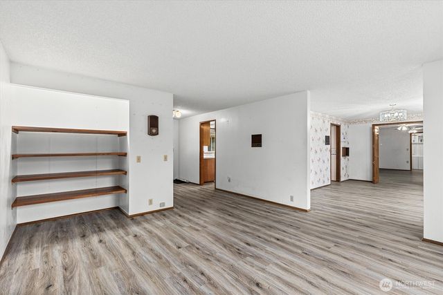 8011 188th Avenue SW, Rochester, WA 98579