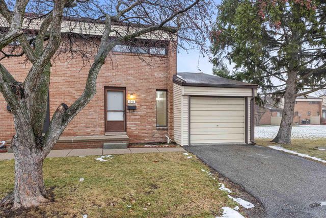 1957 Nicholas Court, Warren, MI 48092