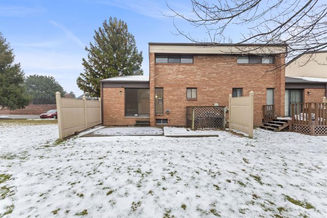 1957 Nicholas Court, Warren, MI 48092