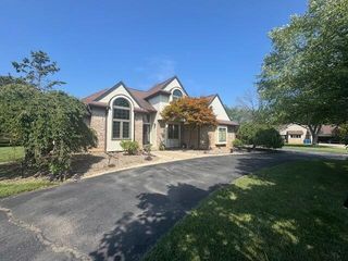 7144 Hunter Ridge Court, Pittsfield Charter Twp, MI 48176
