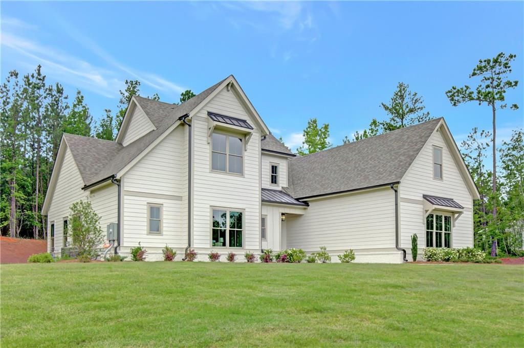 172 Forest Berry Court, Newnan, GA 30265