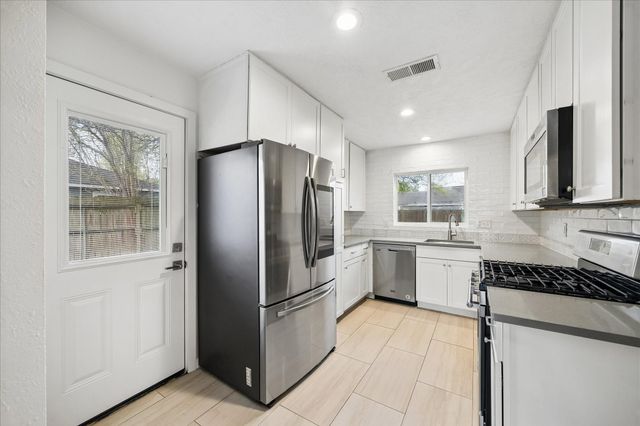 7515 Magnolia Street, Houston, TX 77023